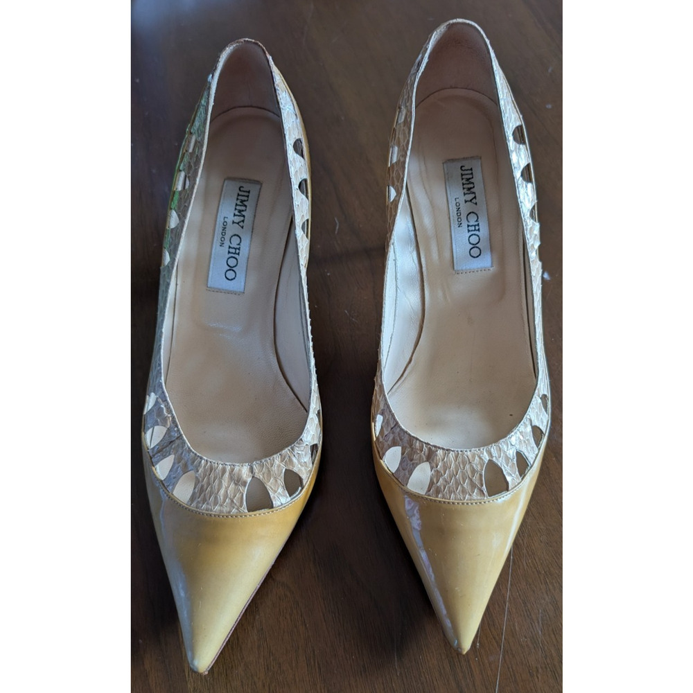 JIMMY CHOO London Patent Leather Pointed Toe Heels Pumps Size 37.5